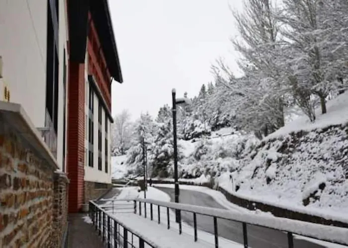 Little Rest Gorbea Zona Baja, 4 Pax, Garaje, Wifi Sierra Nevada
